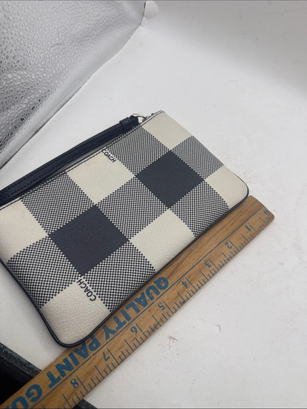 Coach Buffalo Plaid Black Cream Zip Wristlet Clutch Wallet Purse